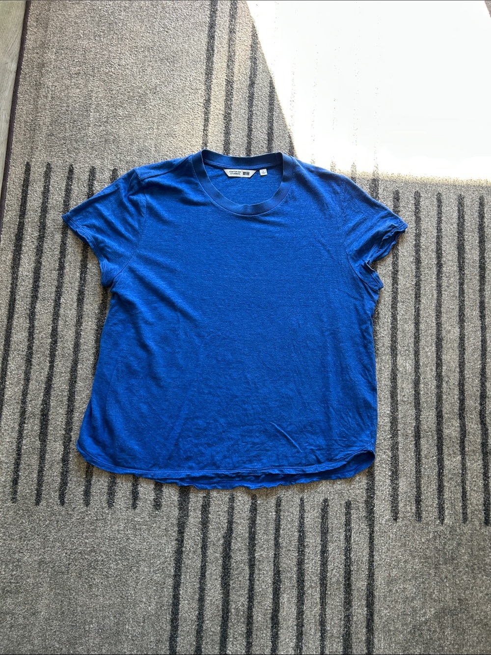 Uniqlo Classic Crewneck T-Shirt - Blue